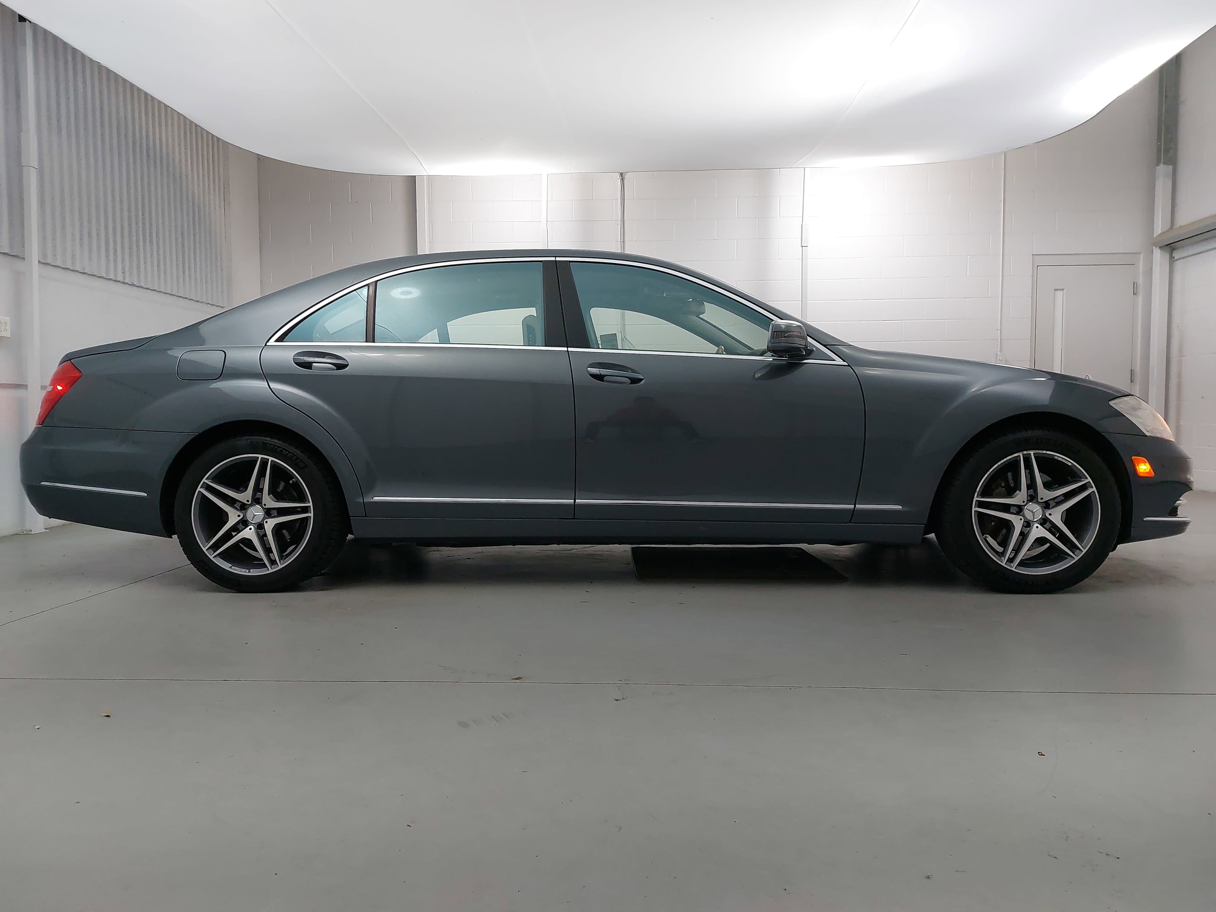 Used 2010 Mercedes-Benz S 550 image 8