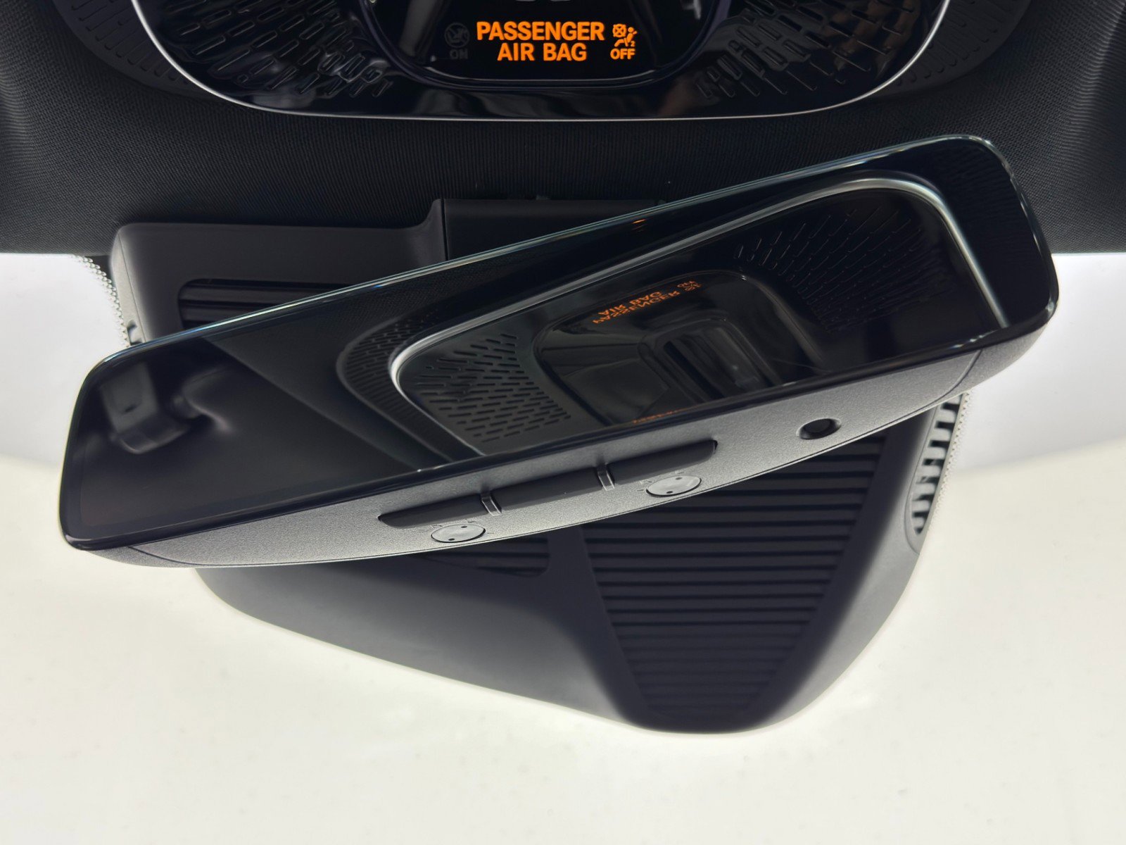 Used 2022 Mercedes-Benz C 300 Sedan w/ Exclusive Trim Package image 38