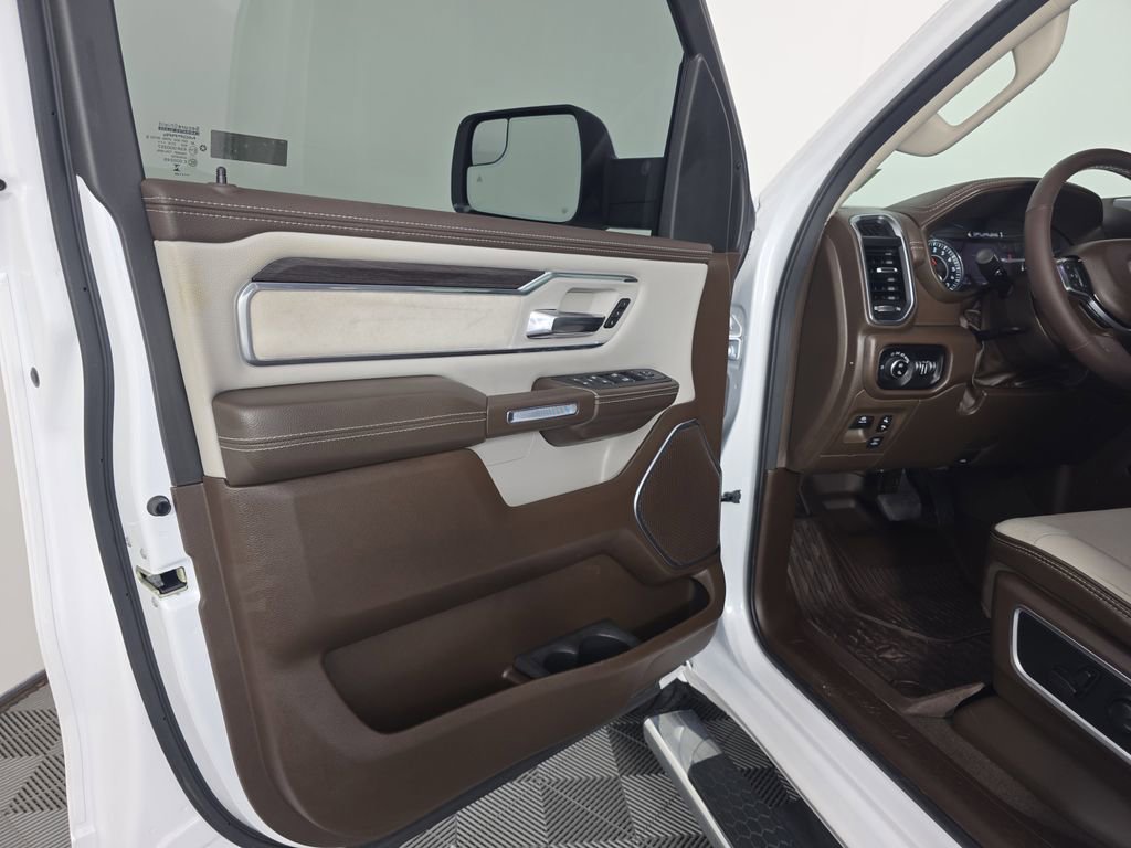Used 2025 RAM 1500 Laramie w/ Bed Utility Group AWD/4WD image 17