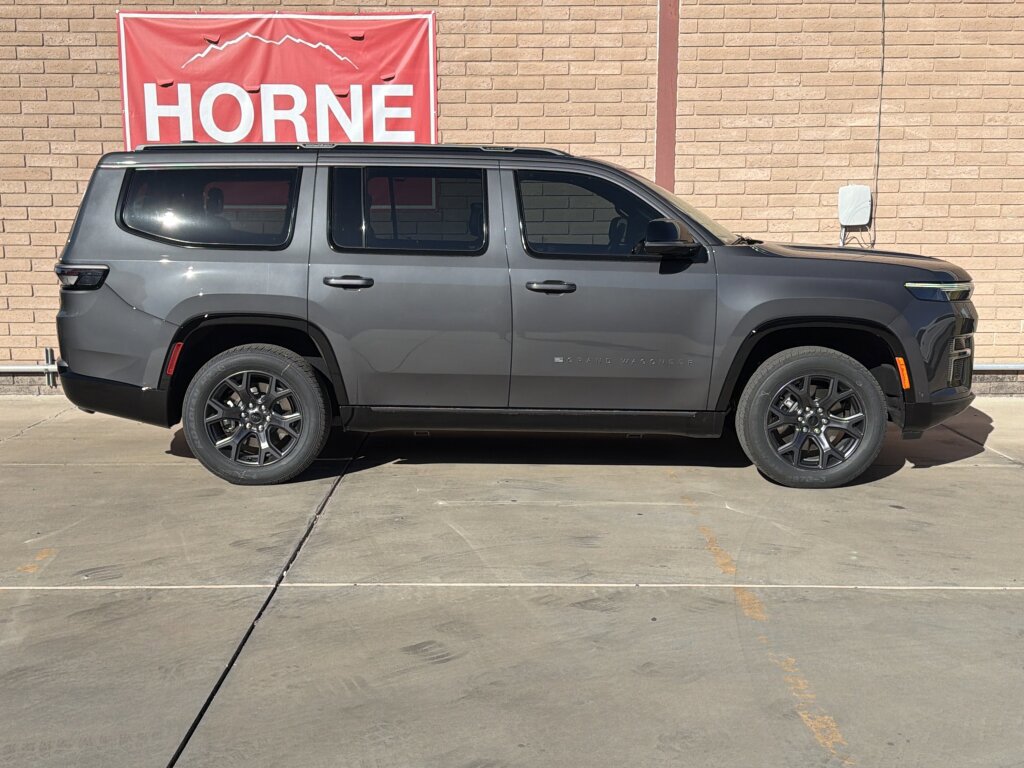 New 2026 Jeep Grand Wagoneer Limited w/ Premium Group II image 7