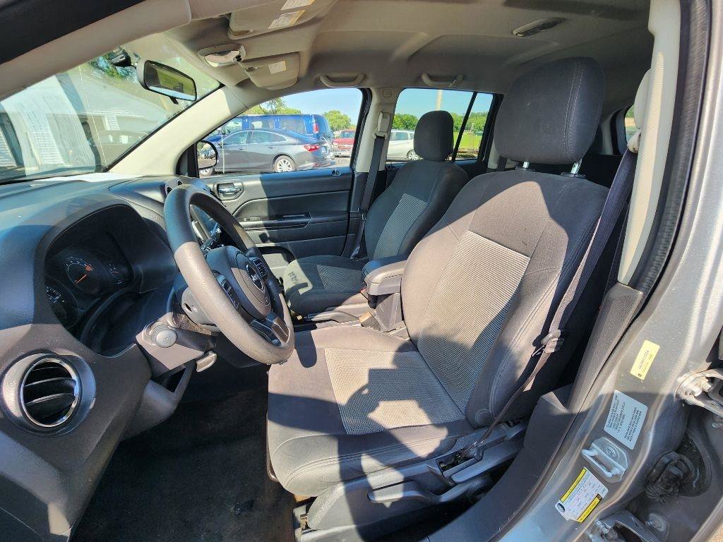 Used 2015 Jeep Compass Sport w/ Power Value Group AWD/4WD image 14