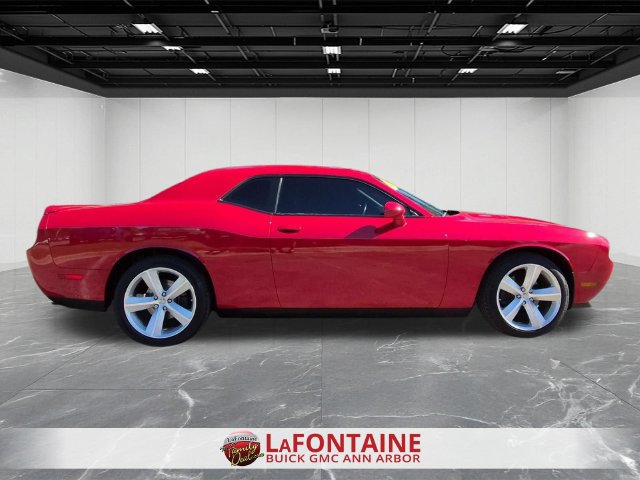 Used 2013 Dodge Challenger R/T Plus RWD image 9