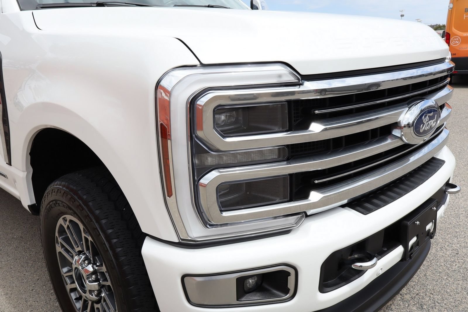 Used 2024 Ford F250 Limited w/ FX4 Off-Road Package AWD/4WD image 9