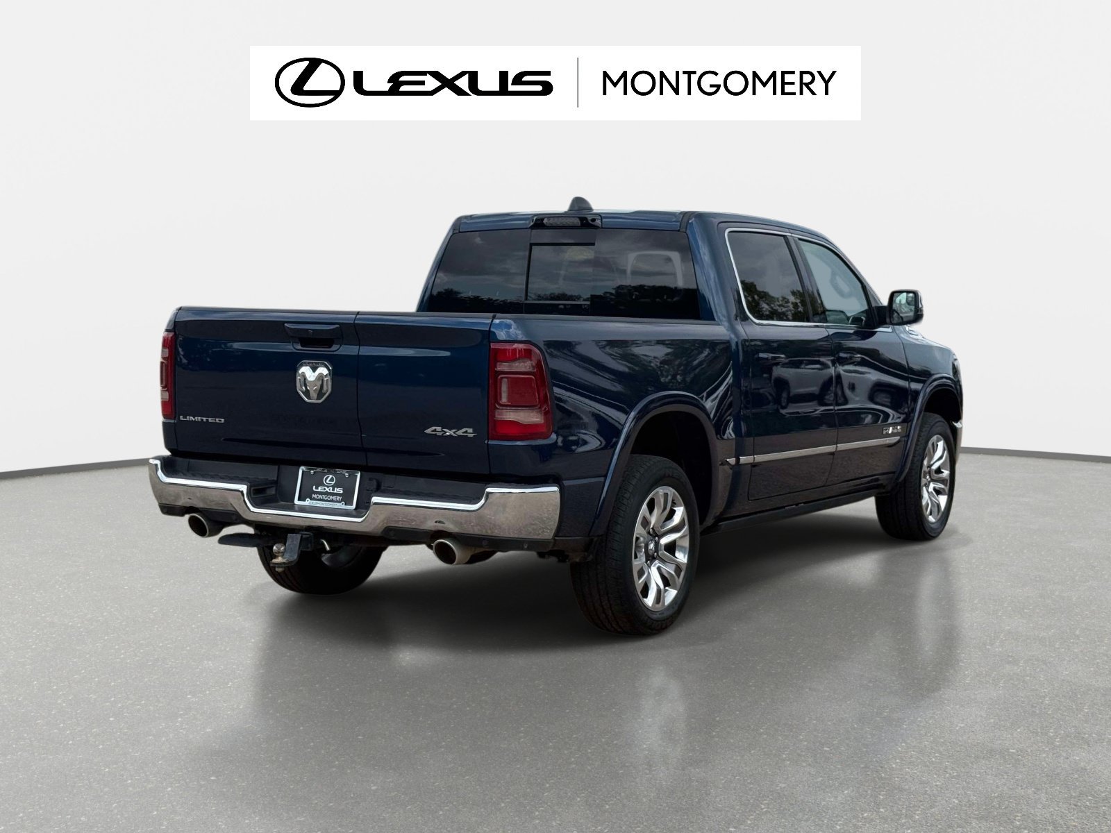 Used 2024 RAM 1500 Limited AWD/4WD image 3