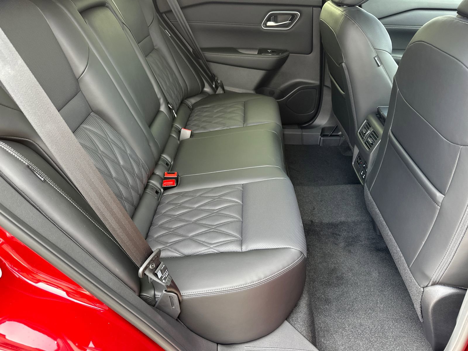 New 2026 Nissan Rogue Platinum w/ Platinum Premium Package image 15