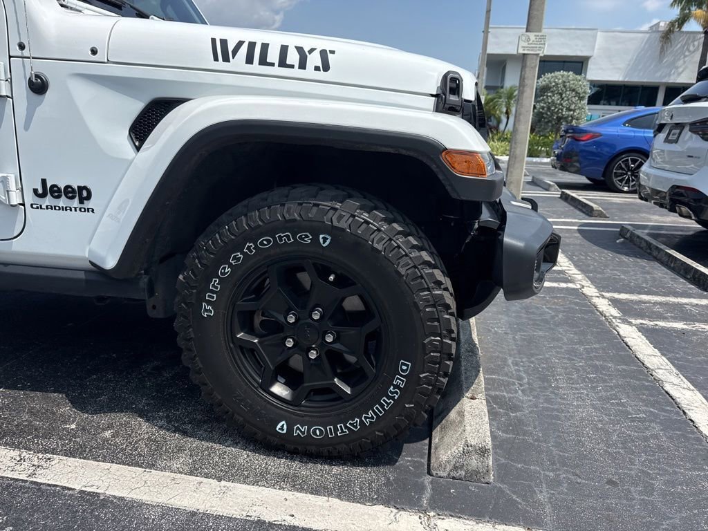 Used 2022 Jeep Gladiator Sport AWD/4WD image 3