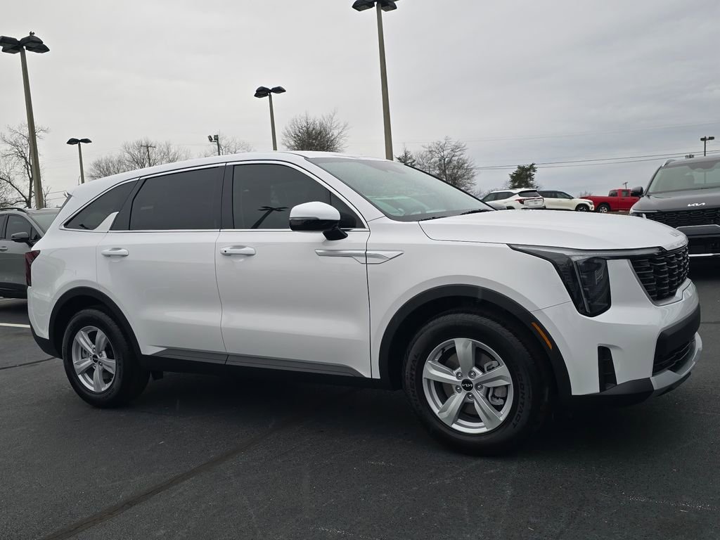 New 2026 Kia Sorento LX FWD image 1