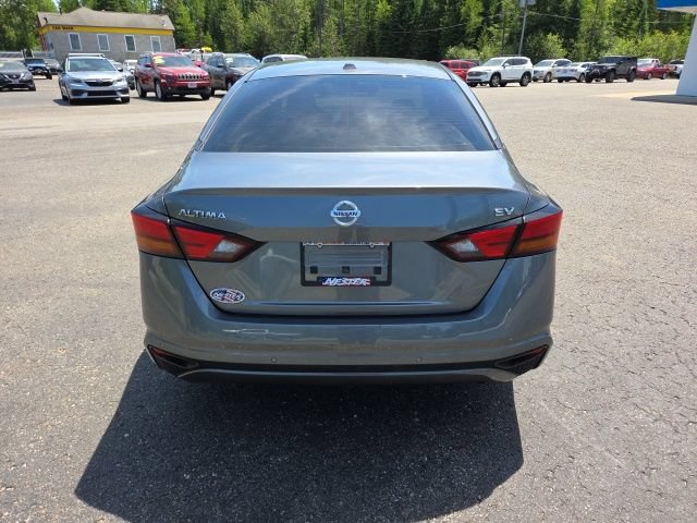 Used 2022 Nissan Altima 2.5 SV FWD image 22