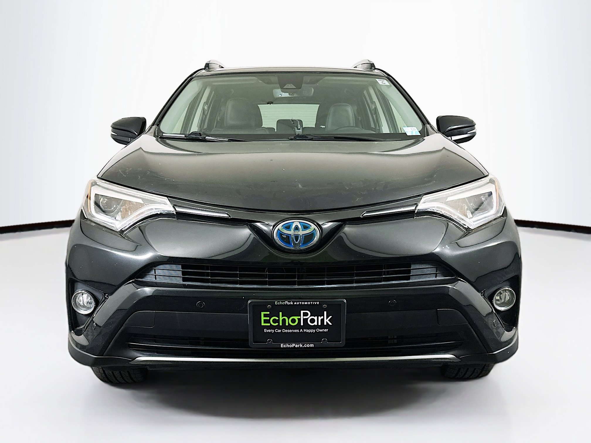 Used 2018 Toyota RAV4 Limited image 2