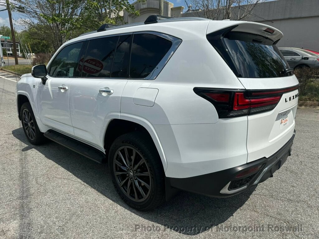 Used 2025 Lexus LX 600 F Sport AWD/4WD image 7