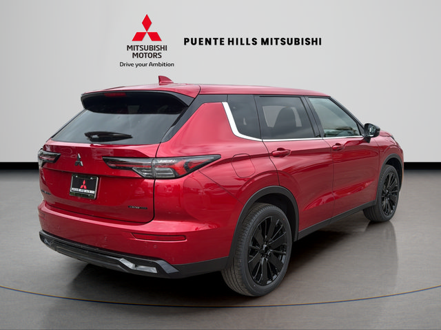 New 2026 Mitsubishi Outlander LE FWD image 5