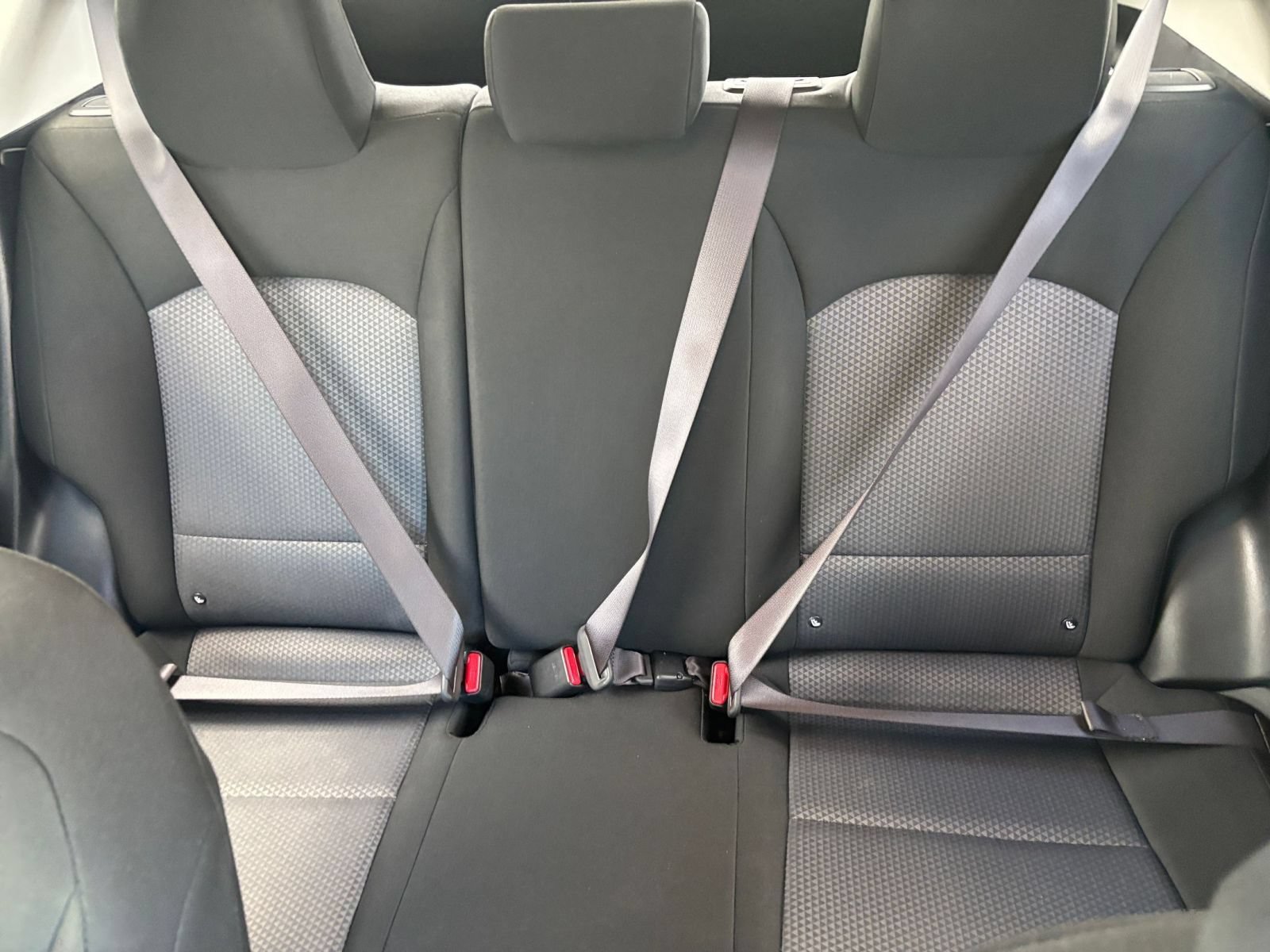 Used 2025 Kia Soul LX w/ LX Technology Package FWD image 36