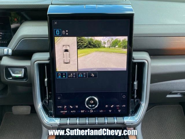 Used 2025 GMC Yukon Denali AWD/4WD image 36