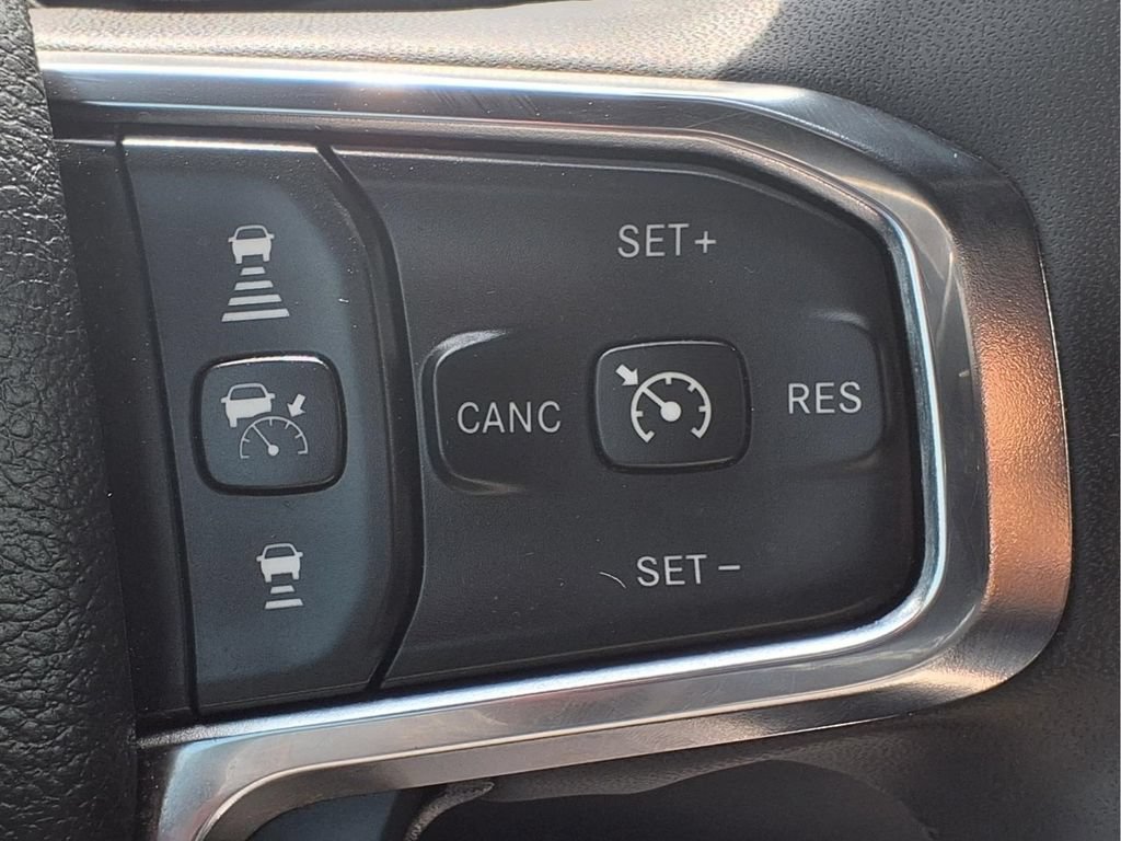 Used 2026 RAM 2500 Laramie AWD/4WD image 18