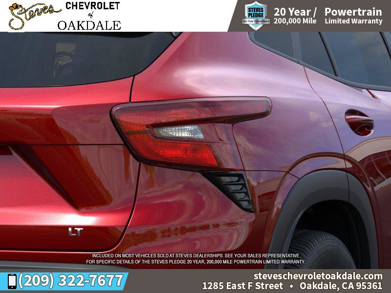 New 2026 Chevrolet Trax LT w/ LT Convenience Package FWD image 11