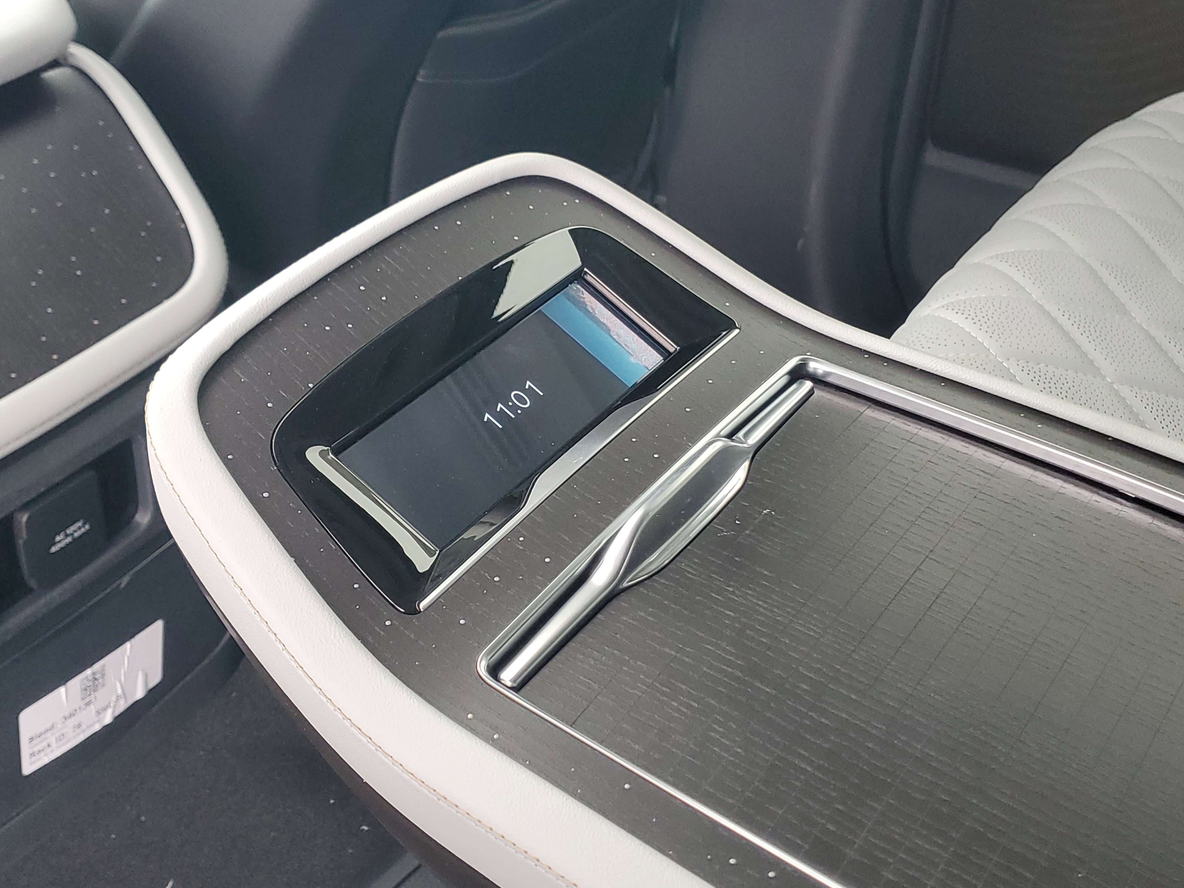 New 2026 Lincoln Navigator L Black Label image 30