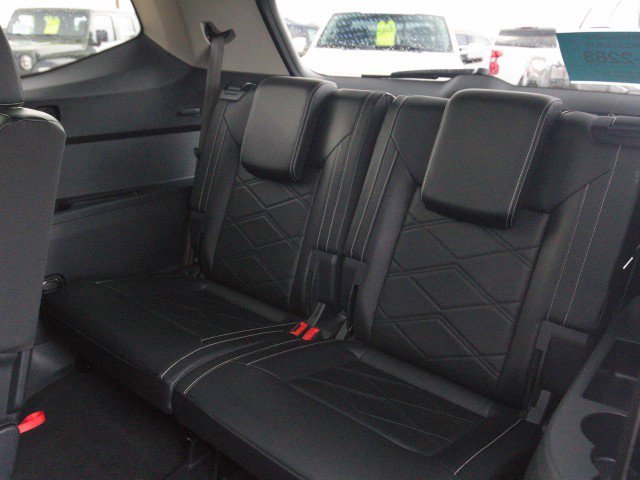 Used 2024 Volkswagen Atlas SE image 28