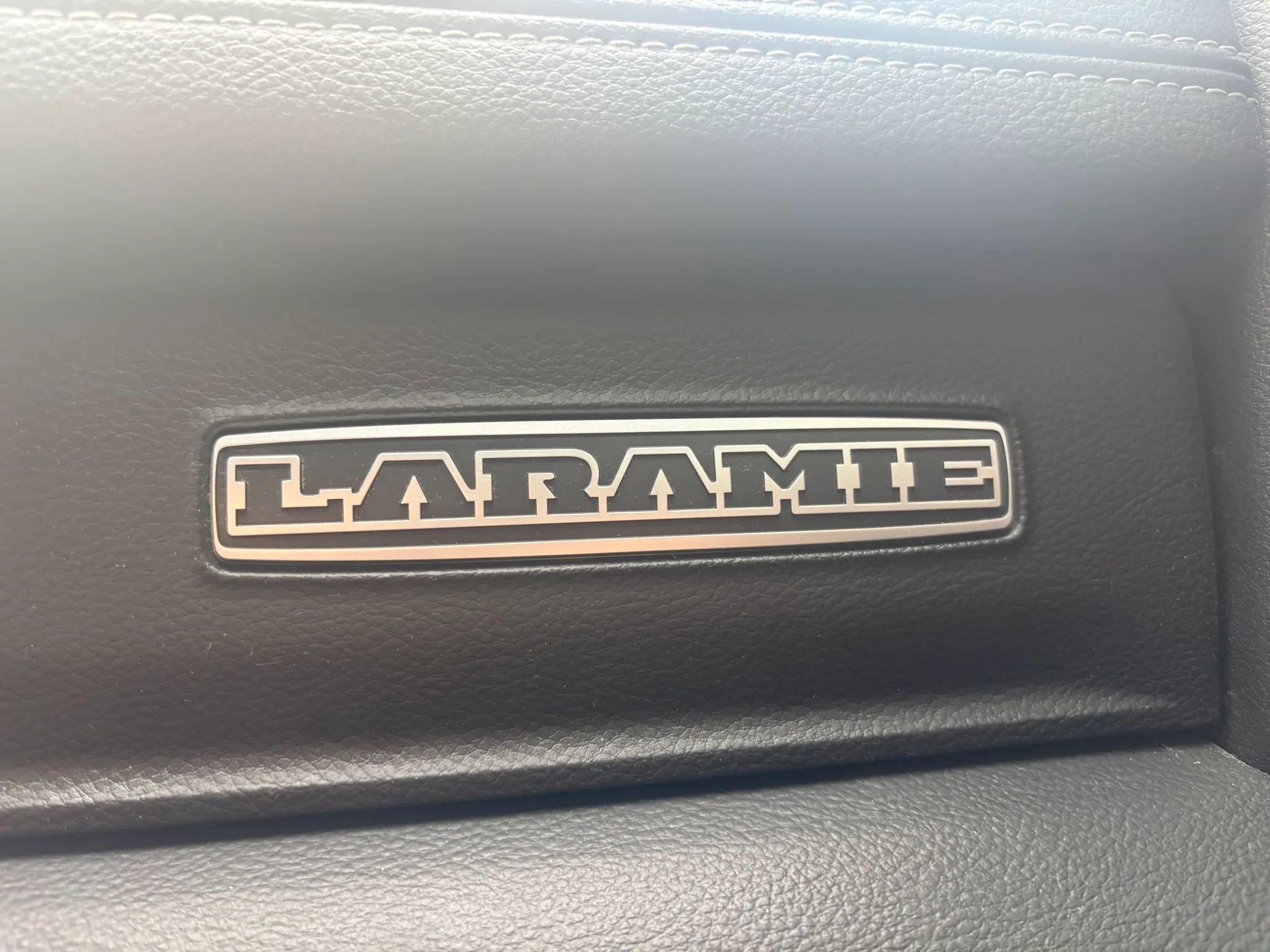 Used 2021 RAM 1500 Laramie AWD/4WD image 23