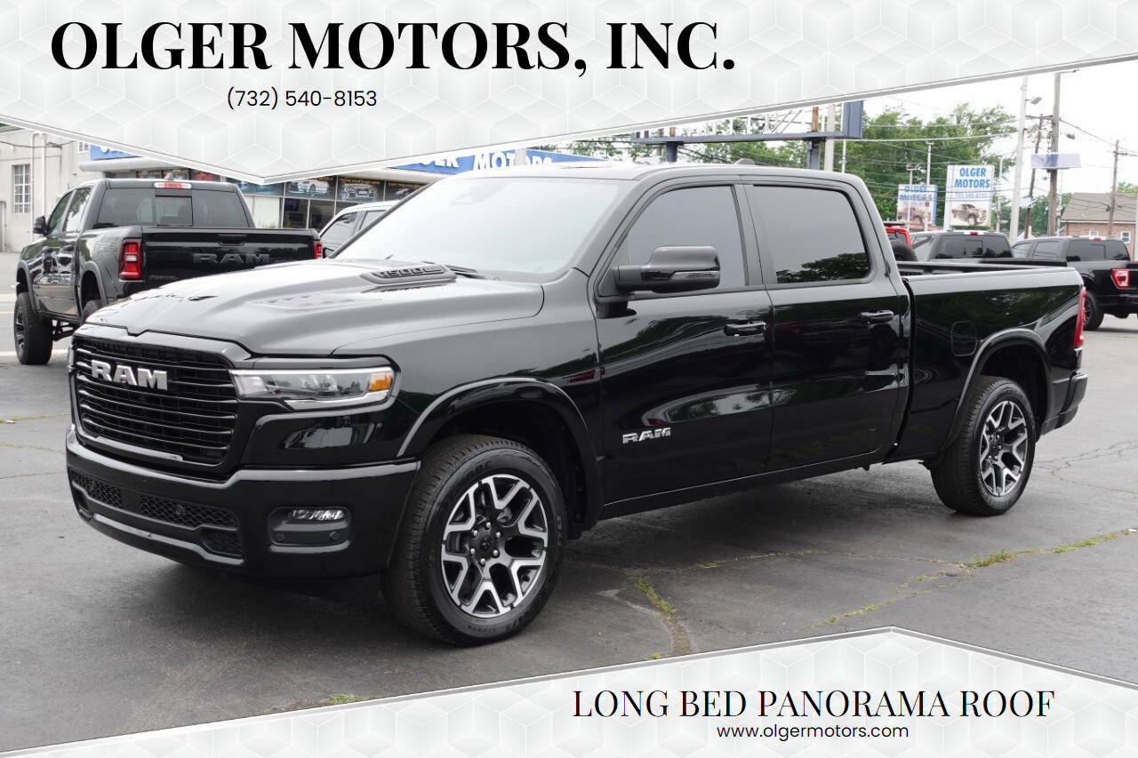 Used 2025 RAM 1500 Laramie w/ Sport Appearance Package AWD/4WD image 1
