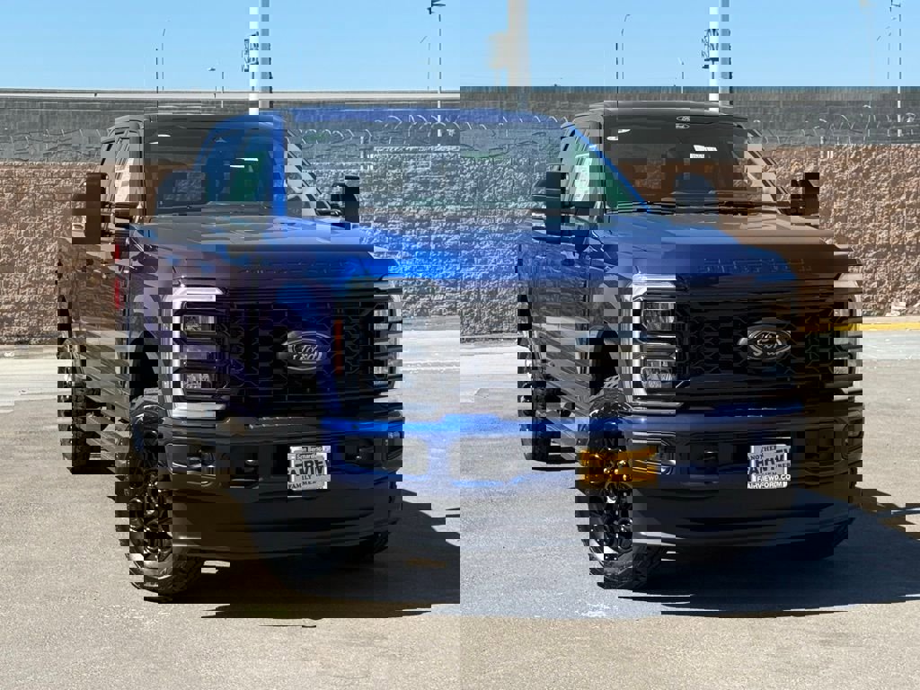 New 2026 Ford F250 Lariat w/ Black Appearance Package image 2