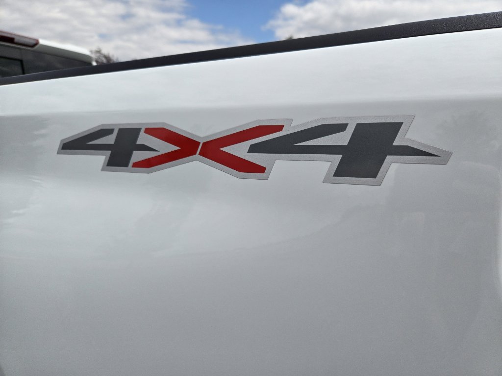 Used 2023 Chevrolet Silverado 3500 High Country w/ Technology Package image 12