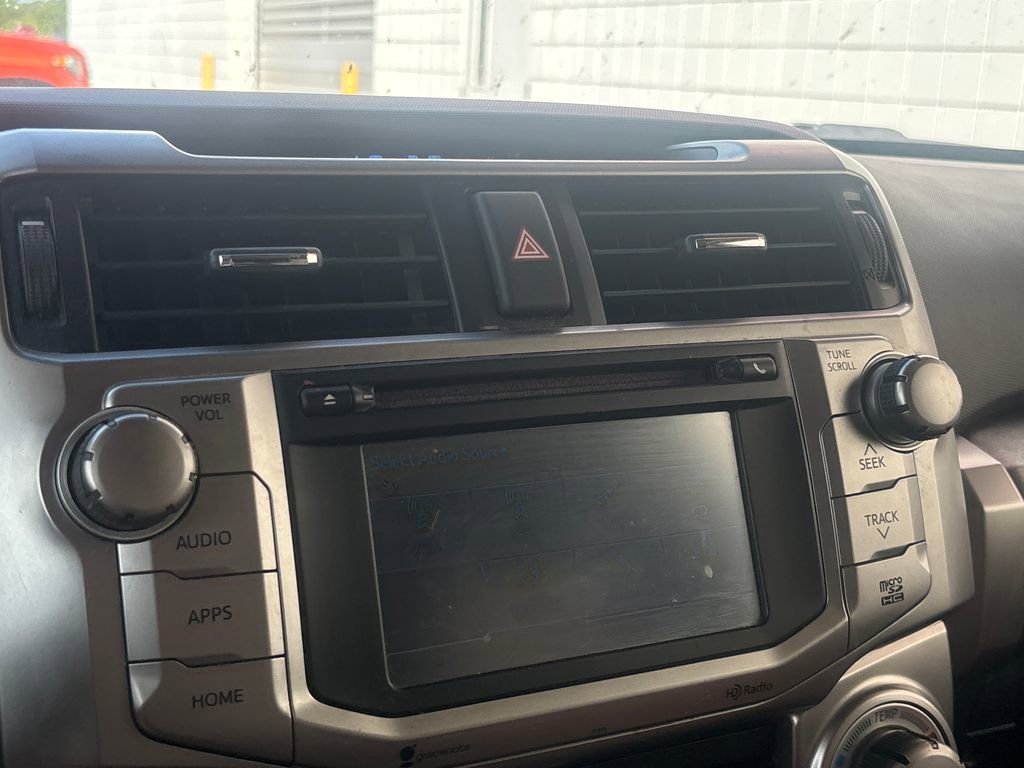 Used 2014 Toyota 4Runner SR5 Premium image 11