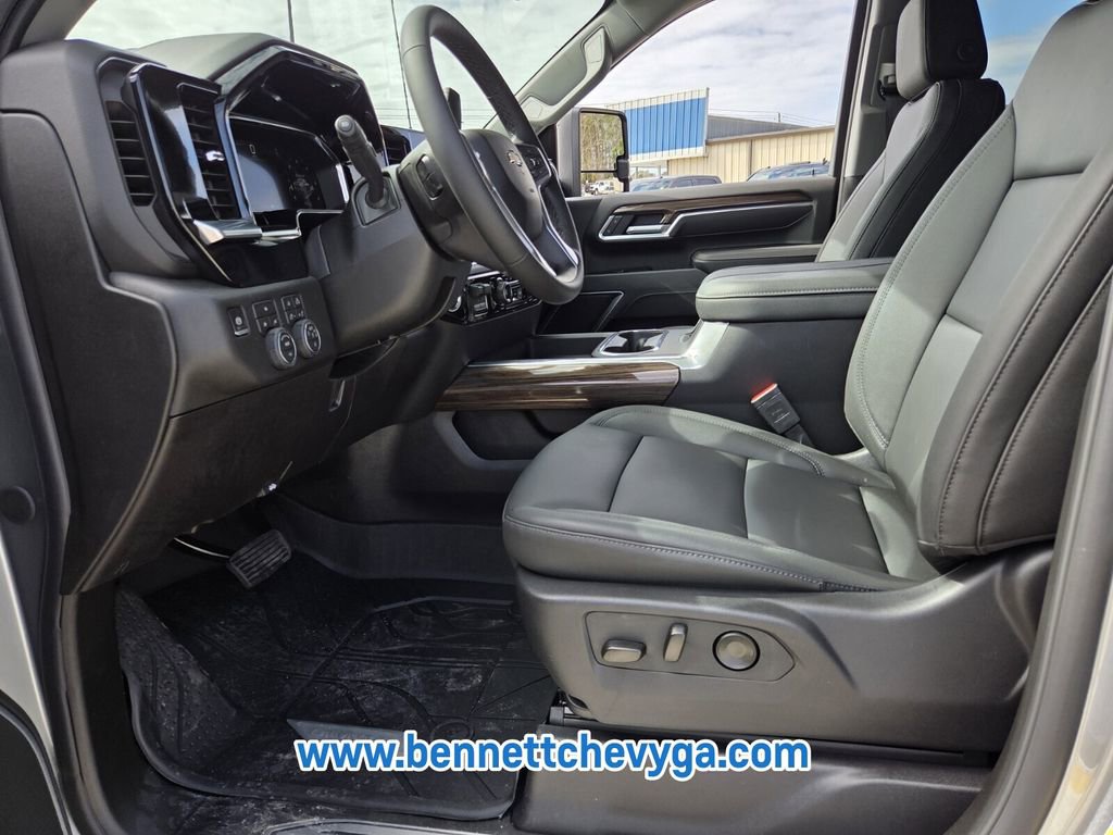 New 2026 Chevrolet Silverado 2500 LT w/ All Star Edition AWD/4WD image 11