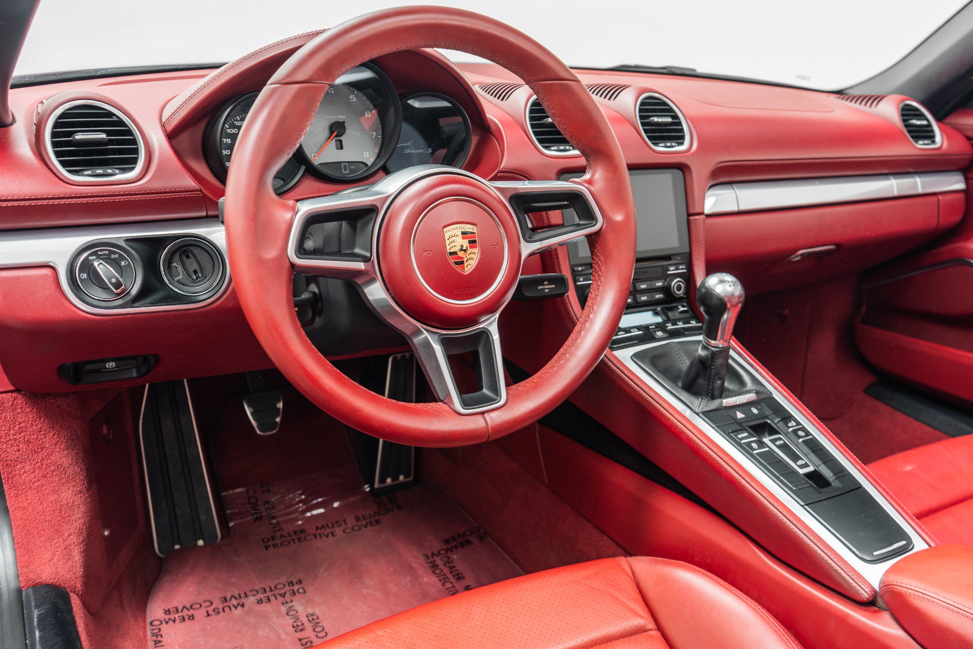 Used 2018 Porsche 718 Boxster S RWD image 11