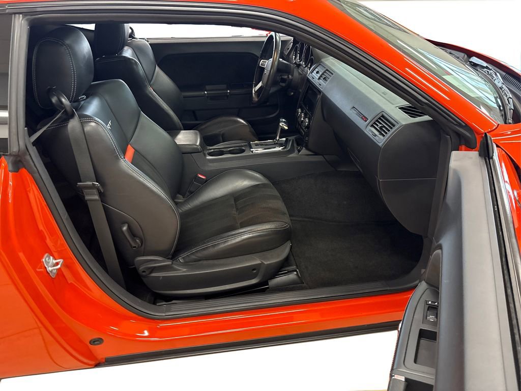 Used 2009 Dodge Challenger SRT8 w/ SRT Option Group II image 19