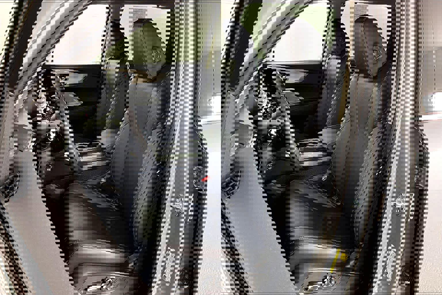 Used 2025 Acura MDX SH-AWD w/ Technology Package image 7