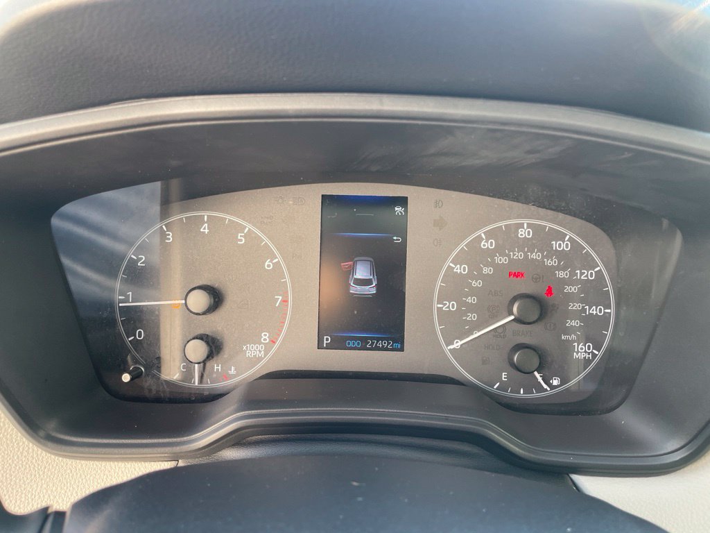 Used 2025 Toyota Corolla Cross L FWD image 10