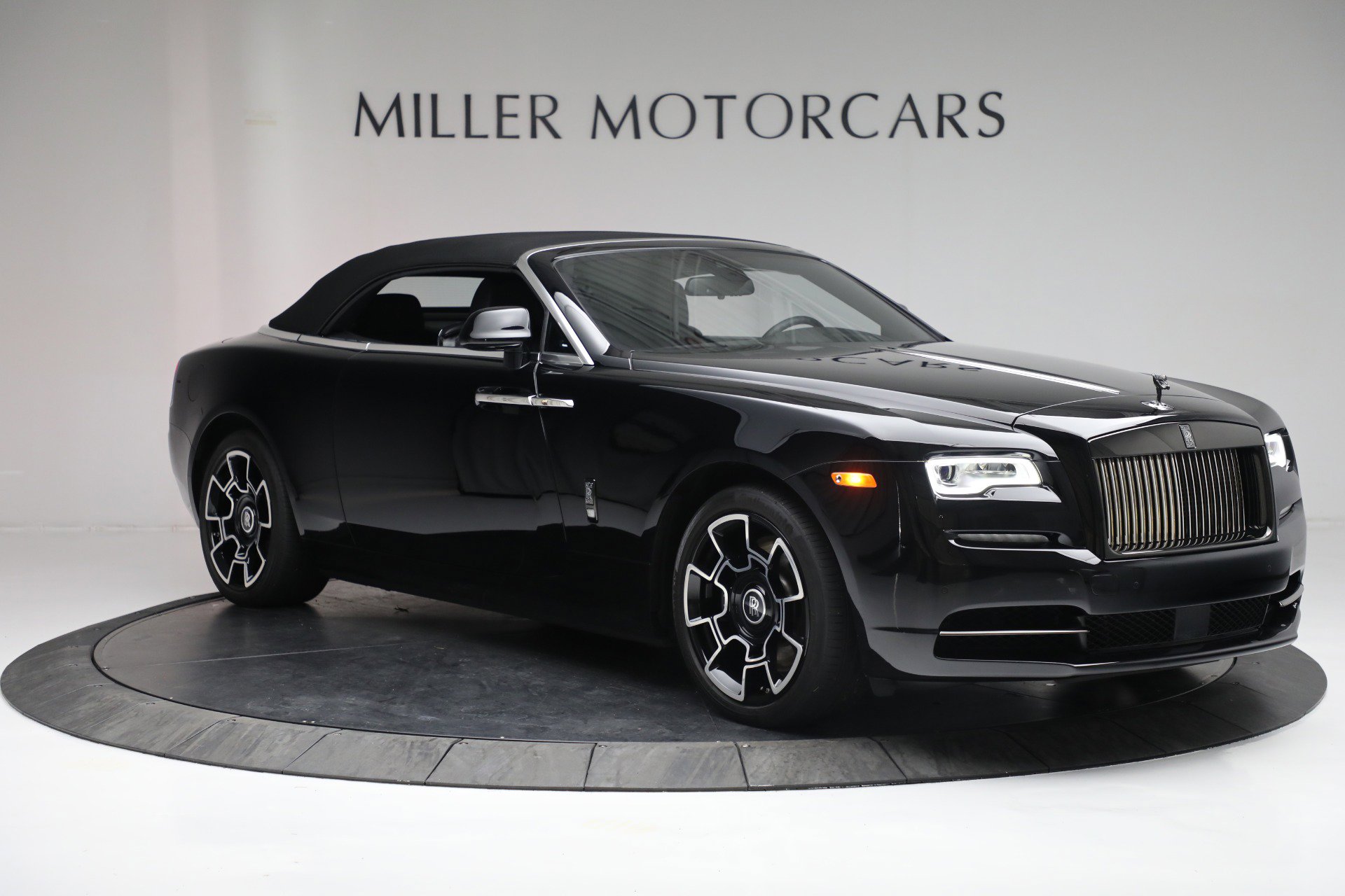 Certified 2018 Rolls-Royce Dawn image 41