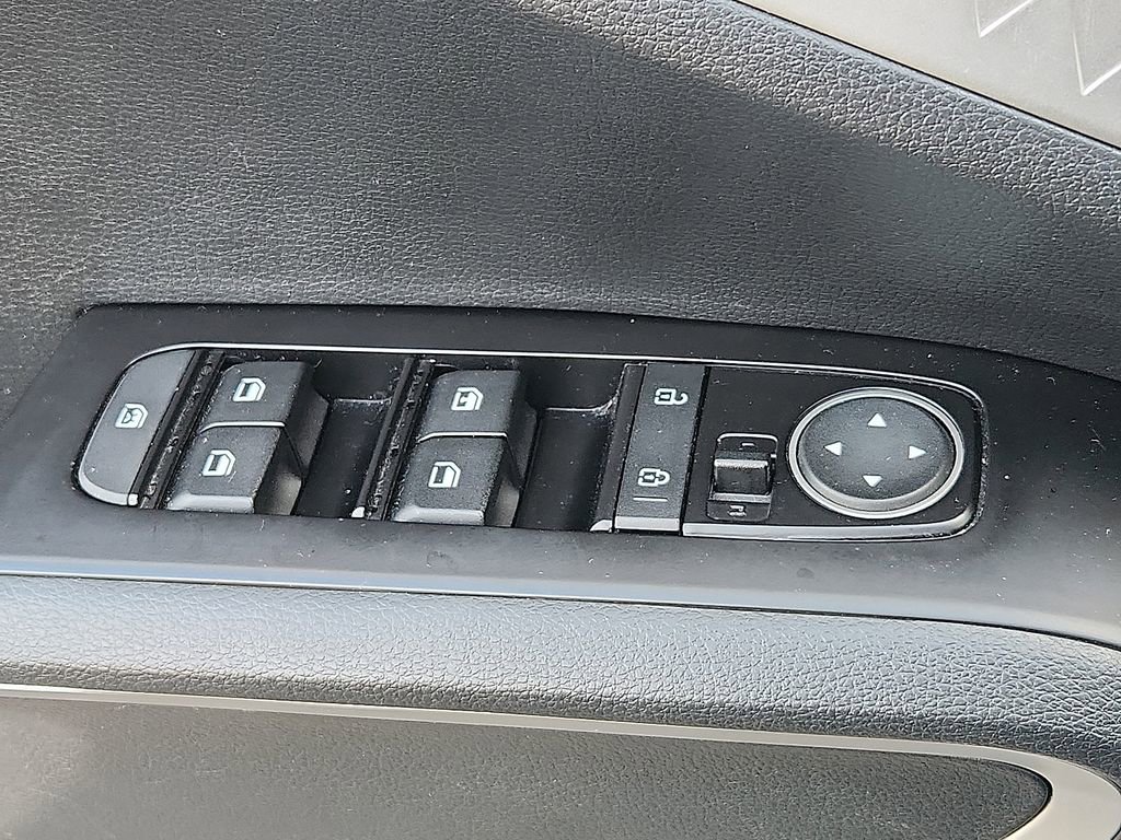 Used 2023 Kia Soul LX w/ Option Group 015 image 25