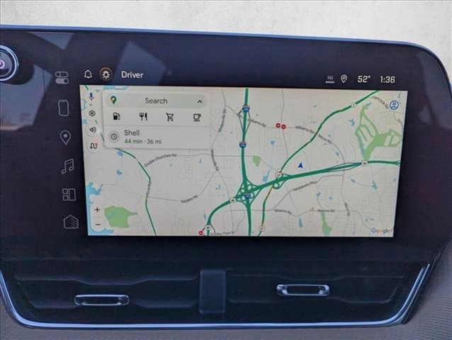 Used 2025 Chevrolet Equinox ACTIV w/ Safety and Technology Package image 17