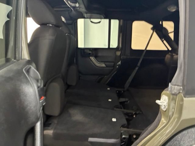 Used 2015 Jeep Wrangler Unlimited Sport w/ Quick Order Package 24S AWD/4WD image 19