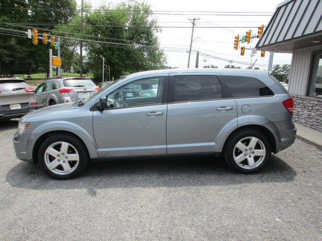 Used 2009 Dodge Journey SXT w/ Flexible Seating Group AWD/4WD image 5