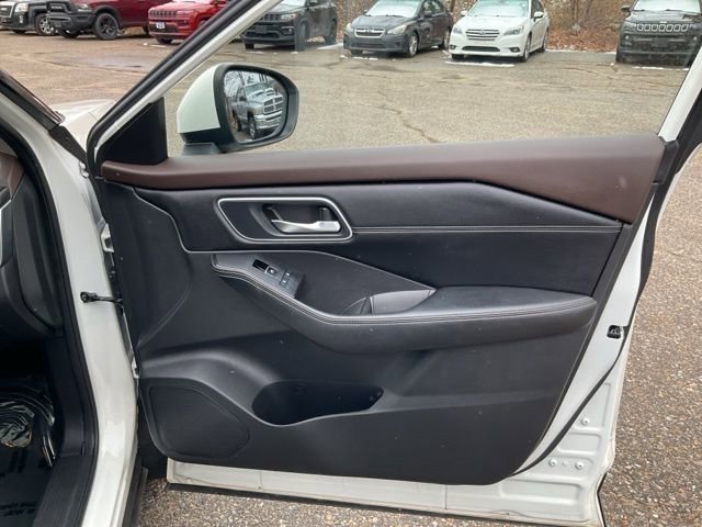 Used 2021 Nissan Rogue SL w/ Premium Package AWD/4WD image 53