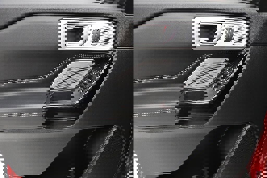 Used 2022 Ford Explorer ST w/ Equipment Group 401A image 17