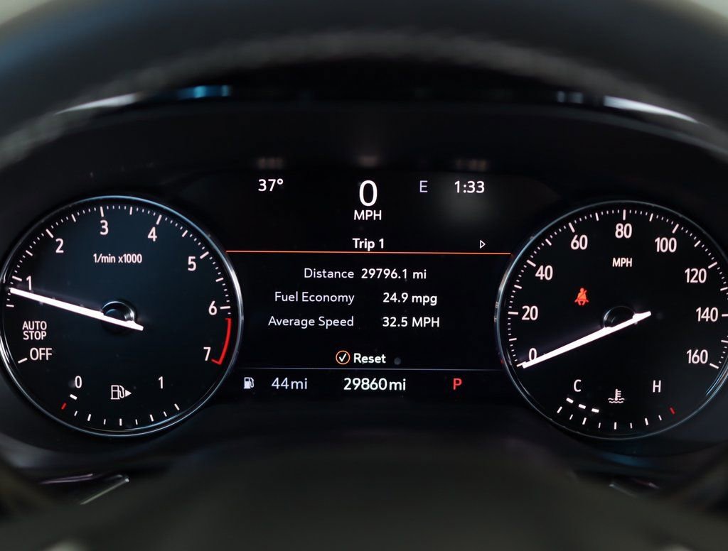Used 2023 Buick Envision Essence image 11
