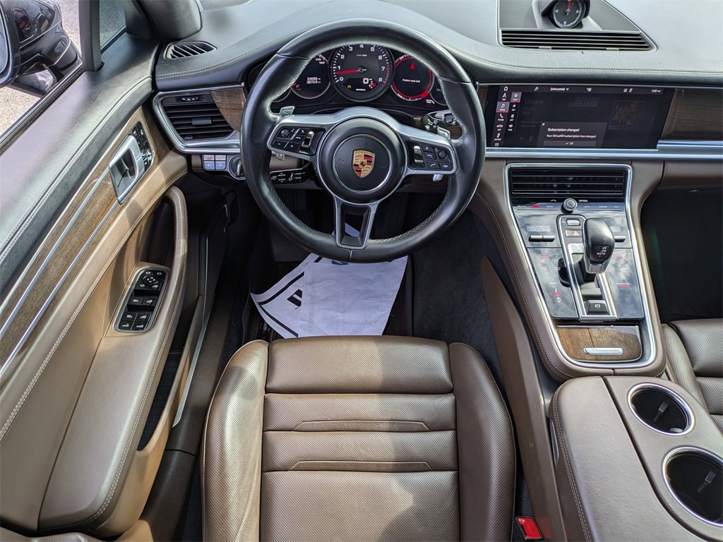 Used 2018 Porsche Panamera 4 image 18
