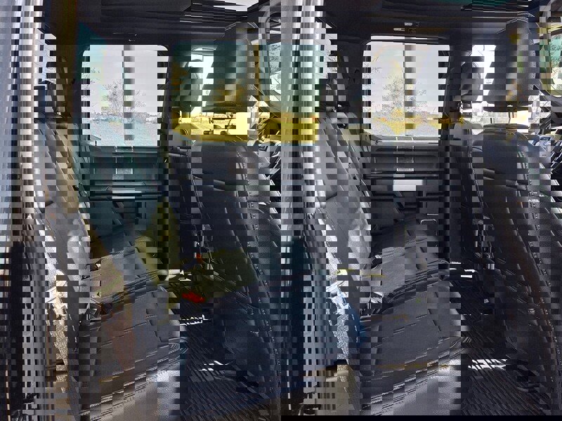 Used 2022 Ford F250 Lariat w/ Black Appearance Package image 13