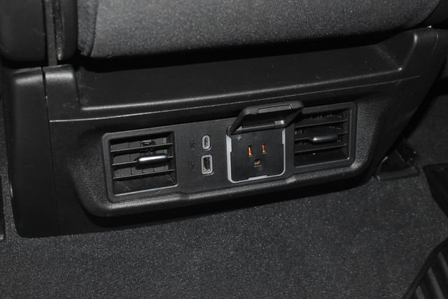 Used 2025 Chevrolet Silverado 2500 LT w/ Convenience Package image 32