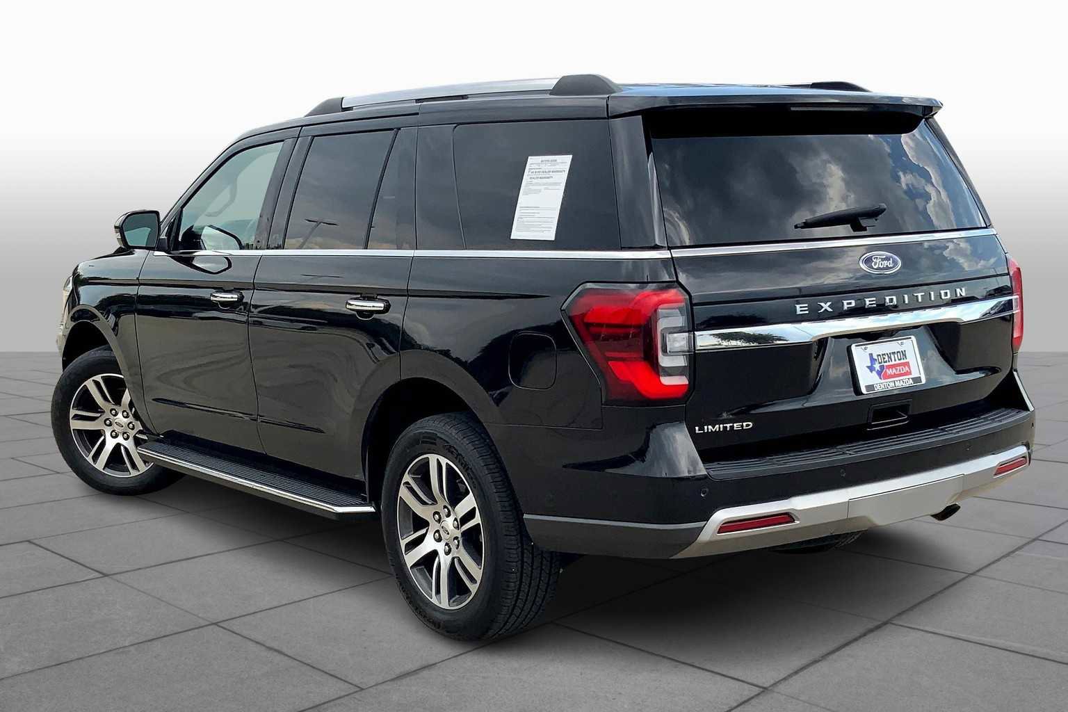 Used 2022 Ford Expedition Limited image 9