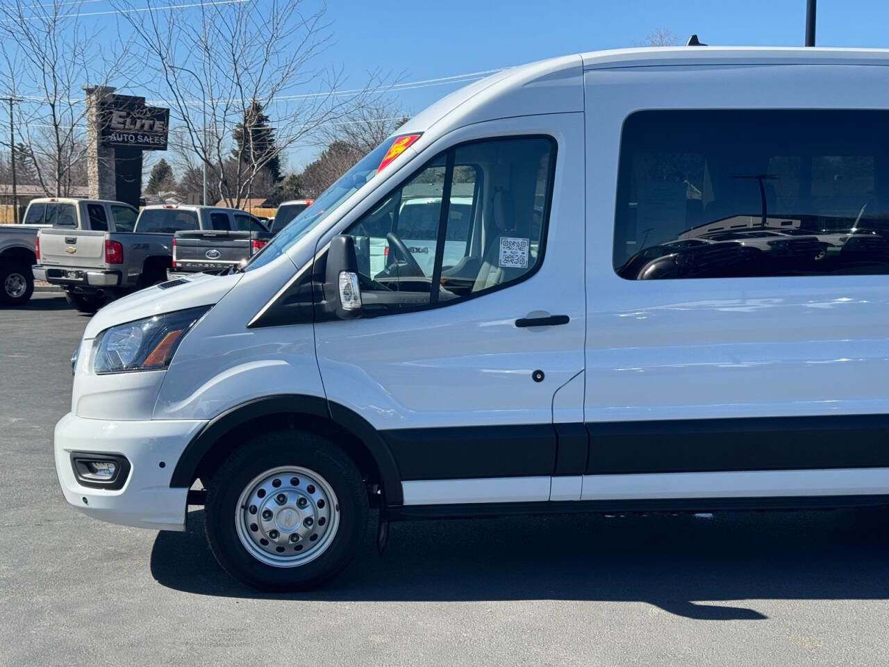 Used 2024 Ford Transit 350 XLT image 11