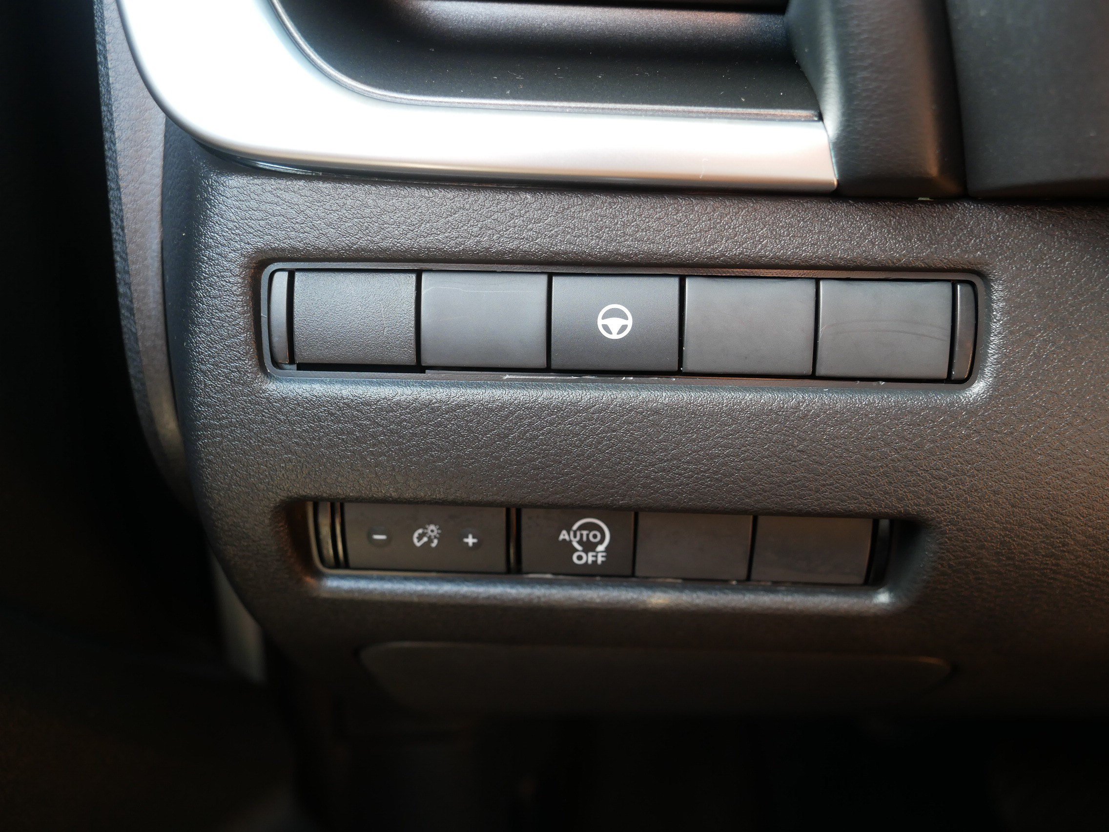 Certified 2023 Nissan Rogue SV AWD/4WD image 26