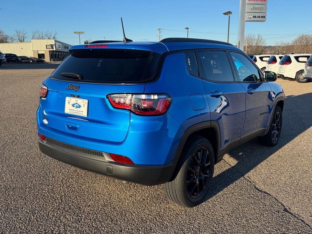 New 2026 Jeep Compass Latitude w/ Sun and Sound Group AWD/4WD image 3