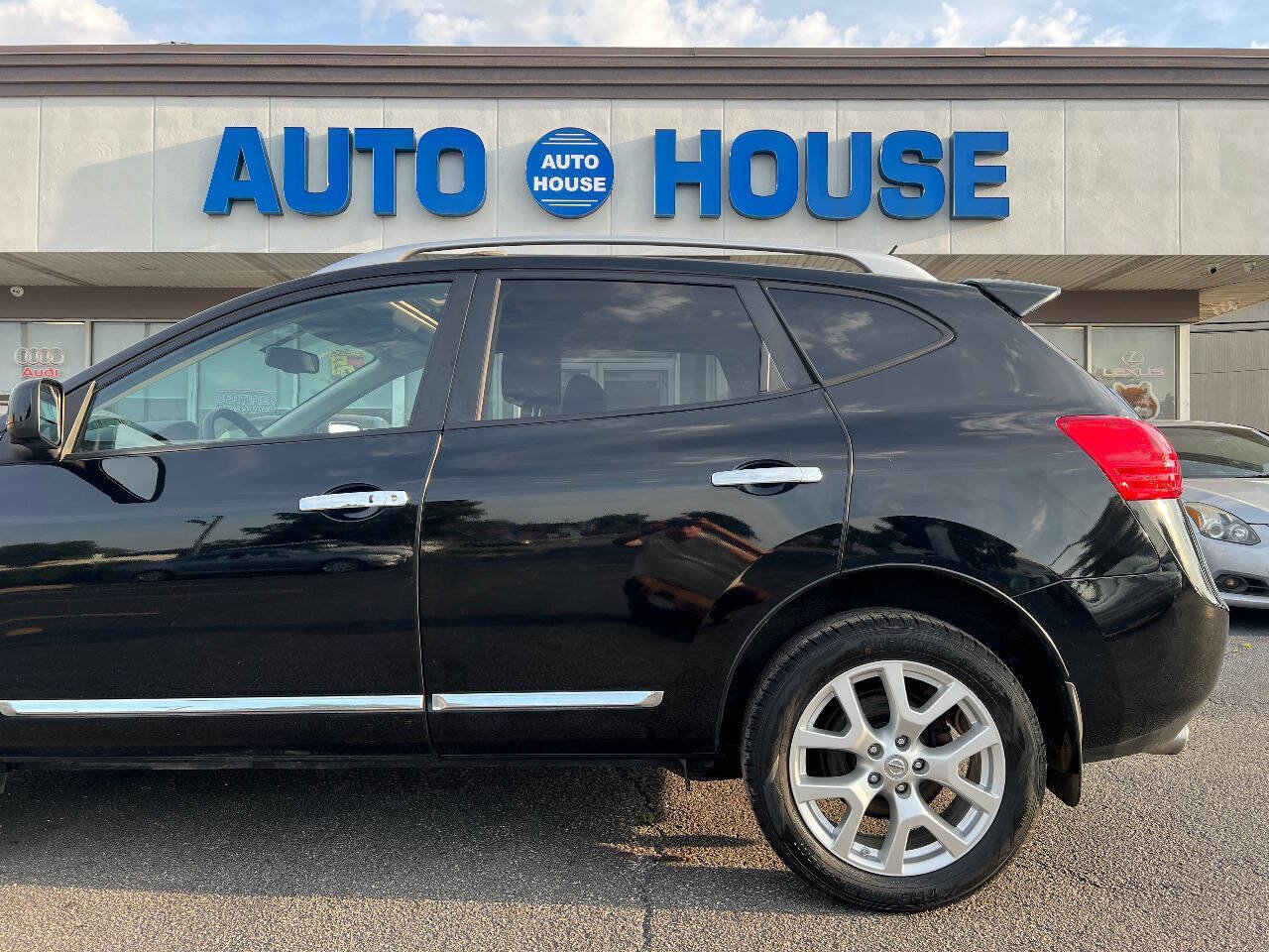 Used 2012 Nissan Rogue SL AWD/4WD image 39