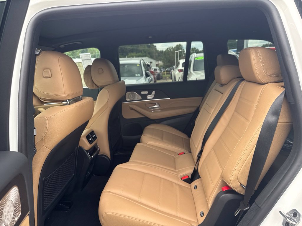 New 2026 Mercedes-Benz GLS 450 4MATIC image 13