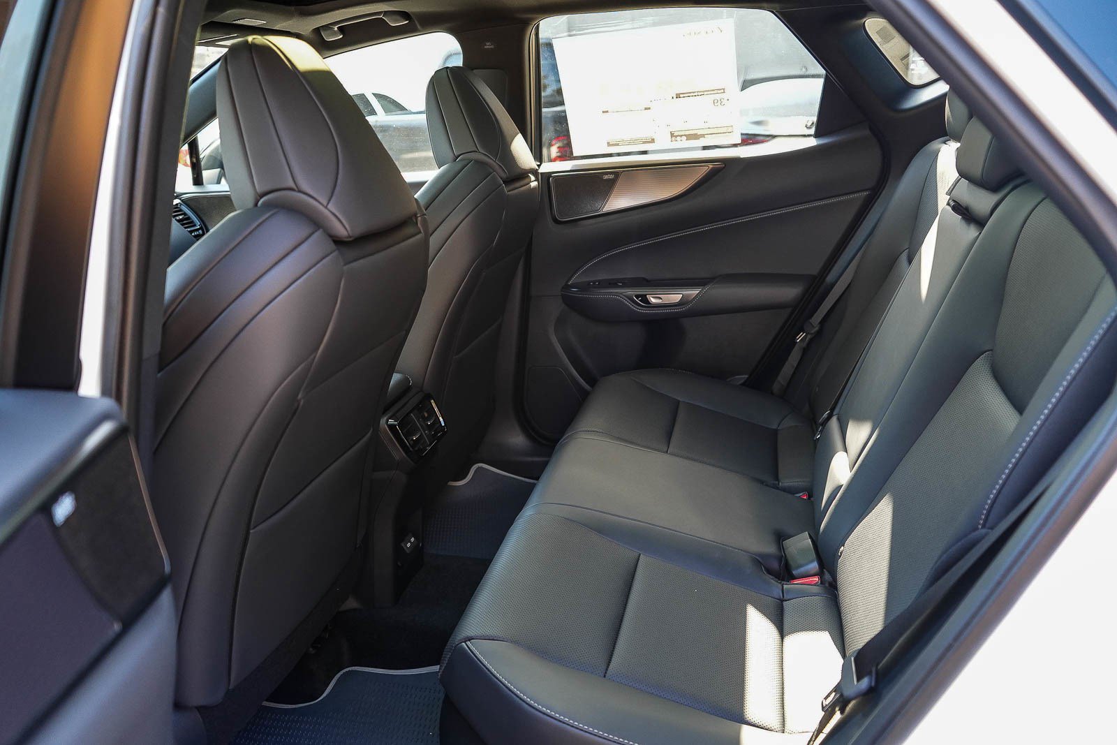 New 2026 Lexus NX 350h F Sport AWD/4WD image 18
