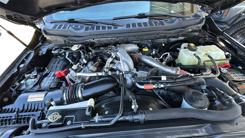 Certified 2024 Ford F350 Platinum w/ Tremor Off-Road Package image 27